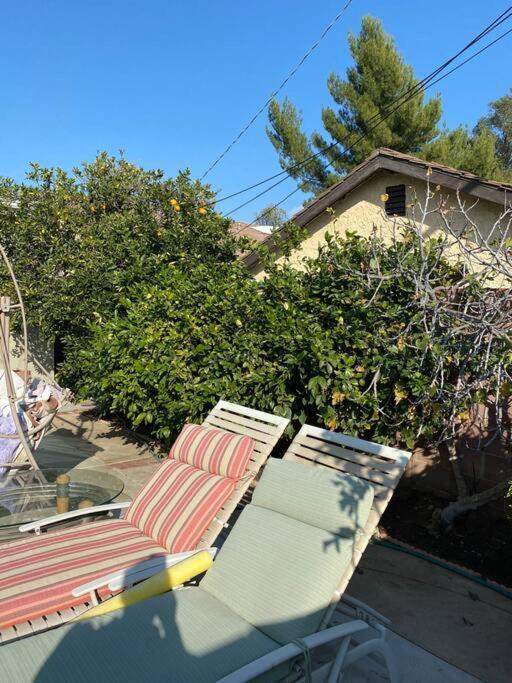 Holiday home Luxury Oasis W/pool Near Csun-6 Guests