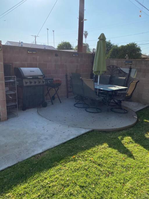 Luxury Oasis W/pool Near Csun-6 Guests Holiday home Los Angeles