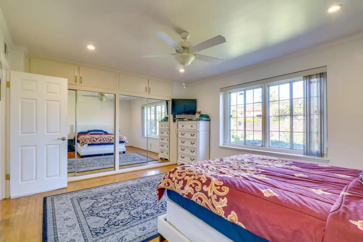 Luxury Oasis W/pool Near Csun-6 Guests Holiday home Los Angeles