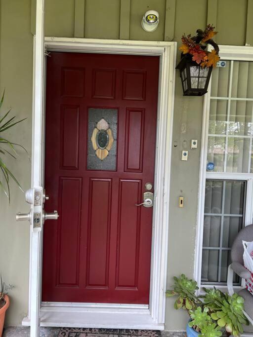 Luxury Oasis W/pool Near Csun-6 Guests Holiday home