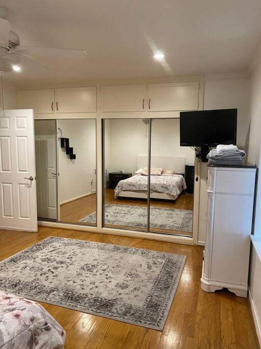 Luxury Oasis W/pool Near Csun-6 Guests Los Angeles