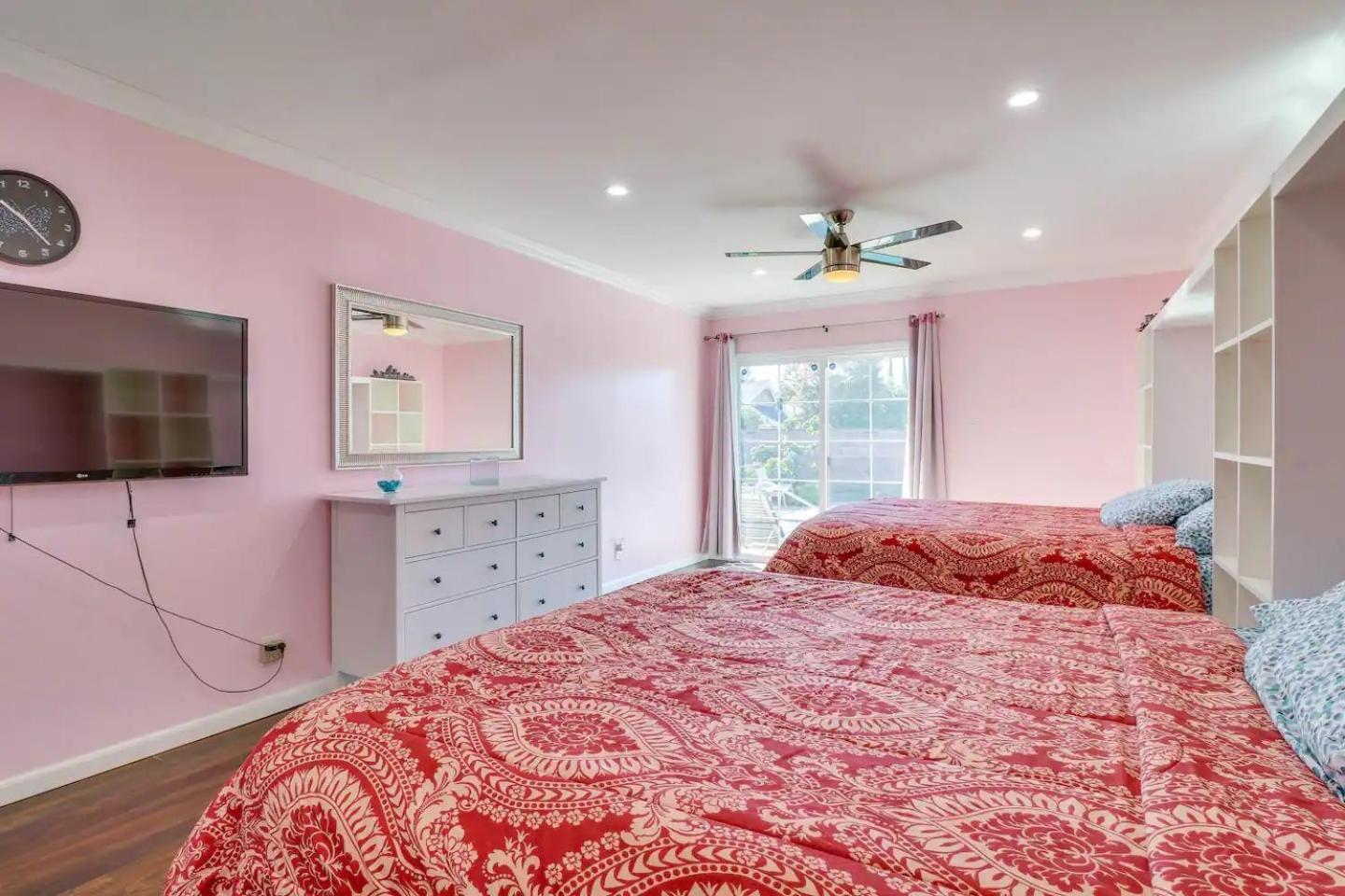 Luxury Oasis W/pool Near Csun-6 Guests Holiday home